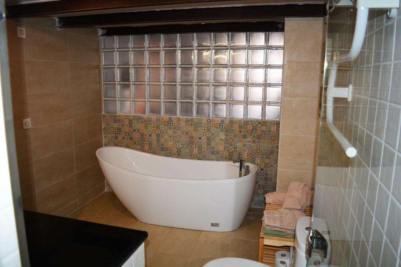 Loft City Center+Free Parking Seville Ngoại thất bức ảnh